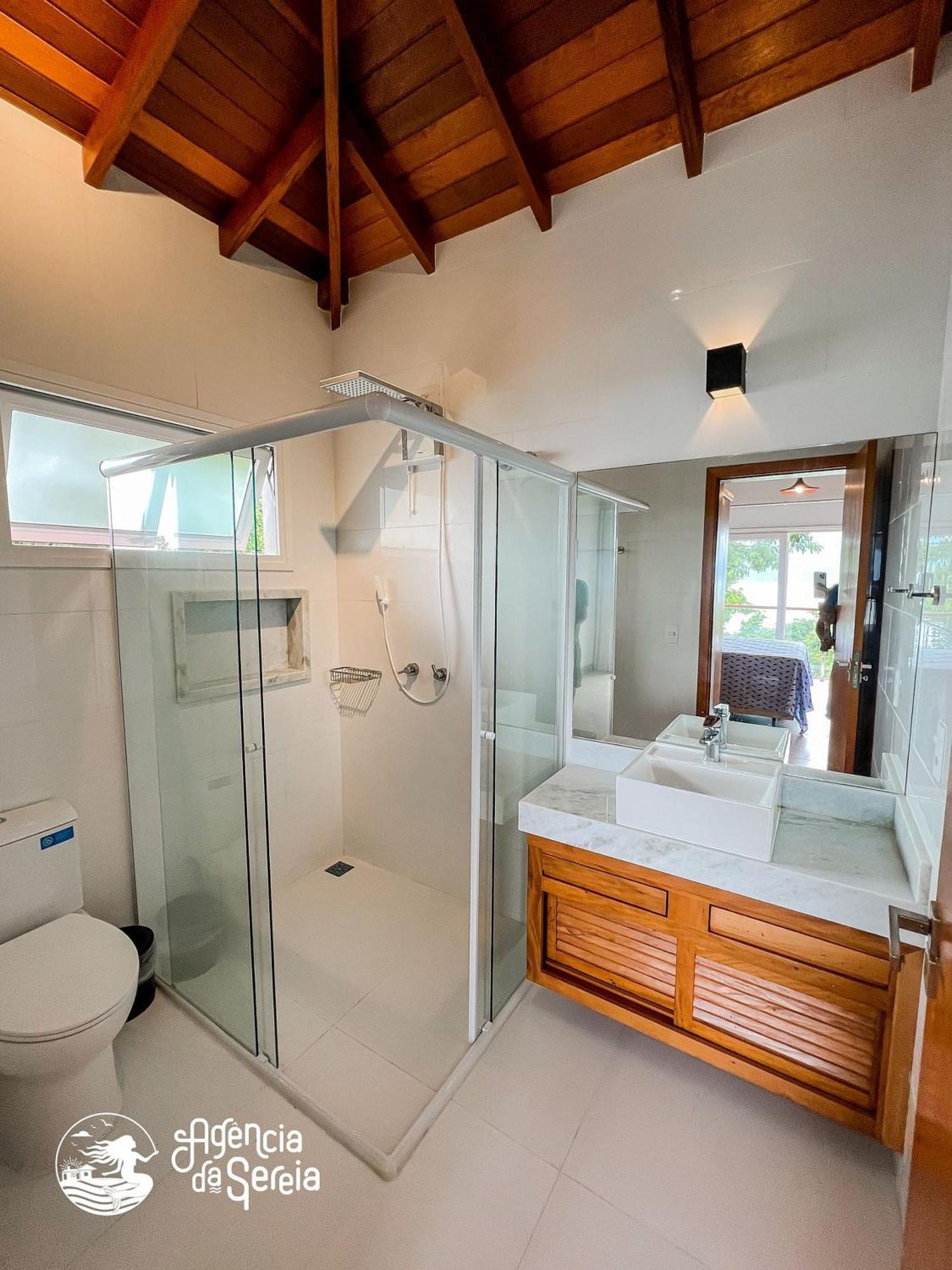 Linda Casa Com Vista Incrivel Em Condominio No Sul Da Ilha Ilhabela Esterno foto